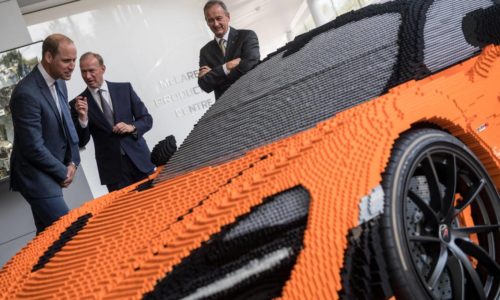 Μια McLaren 720S από 280.000 τουβλάκια Lego